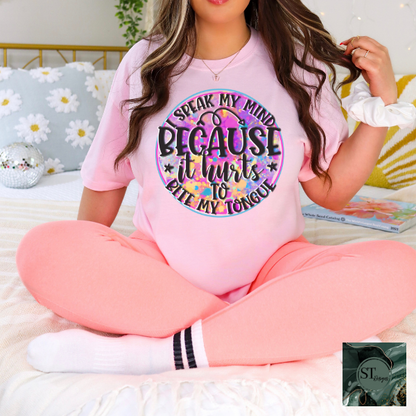 I speak my mind because it hurts to bite my tongue checkered T-Shirt
