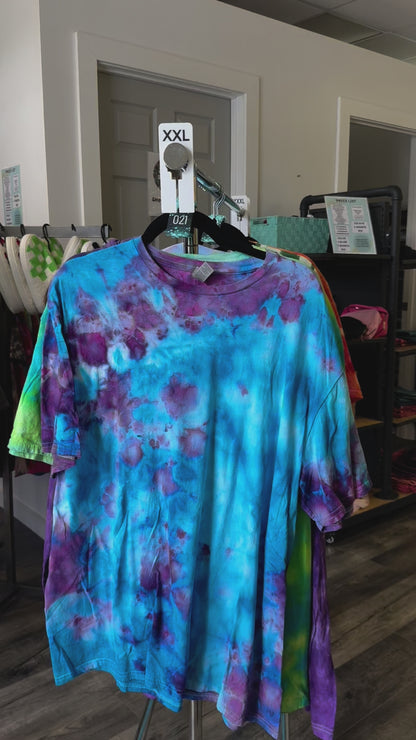 Size 2XL Handmade Tie-dye by ST Designs